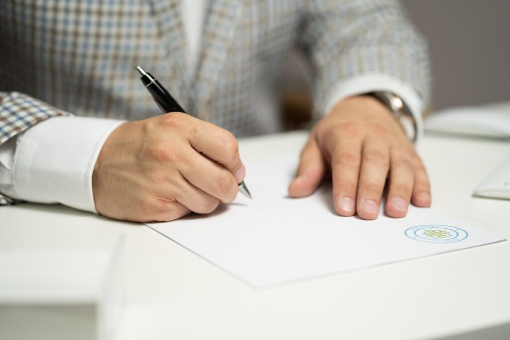 学生が未成年でも医療脱毛契約の手続きをする際の注意点は？