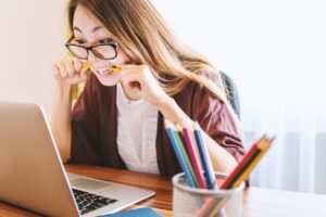 学生名義で契約できる医療脱毛のメリットは？