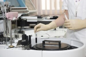 医療脱毛を学生が受ける際のカウンセリングはどう進めるべき？